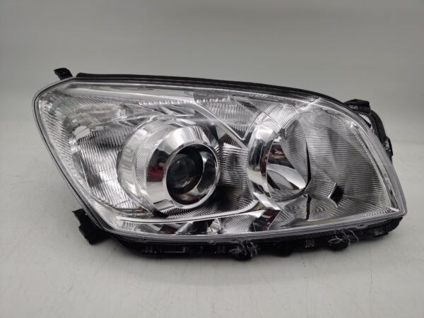 Toyota RAV4 III 2009-2012 HALOGEN R.H.S HEADLIGHT ASSEMBLY