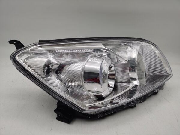 Toyota RAV4 III 2009-2012 HALOGEN R.H.S HEADLIGHT ASSEMBLY