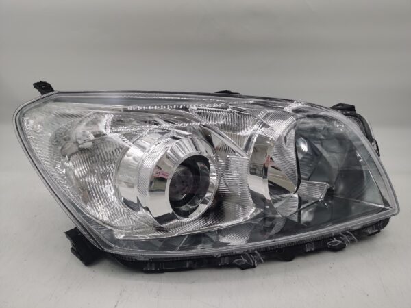 Toyota RAV4 III 2009-2012 HALOGEN R.H.S HEADLIGHT ASSEMBLY