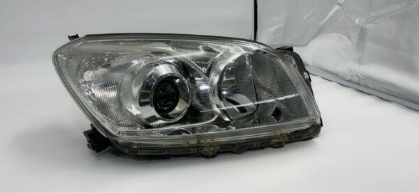 Toyota RAV4 III 2009-2012 HALOGEN R.H.S HEADLIGHT ASSEMBLY