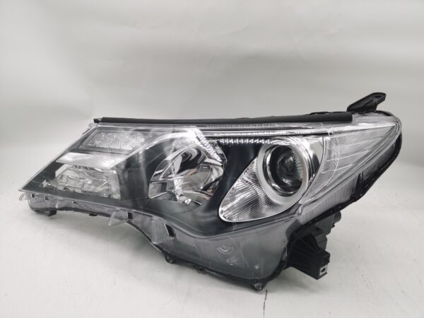 Toyota RAV4 IV XA40 2013-2015 HALOGEN L.H.S HEADLIGHT ASSEMBLY