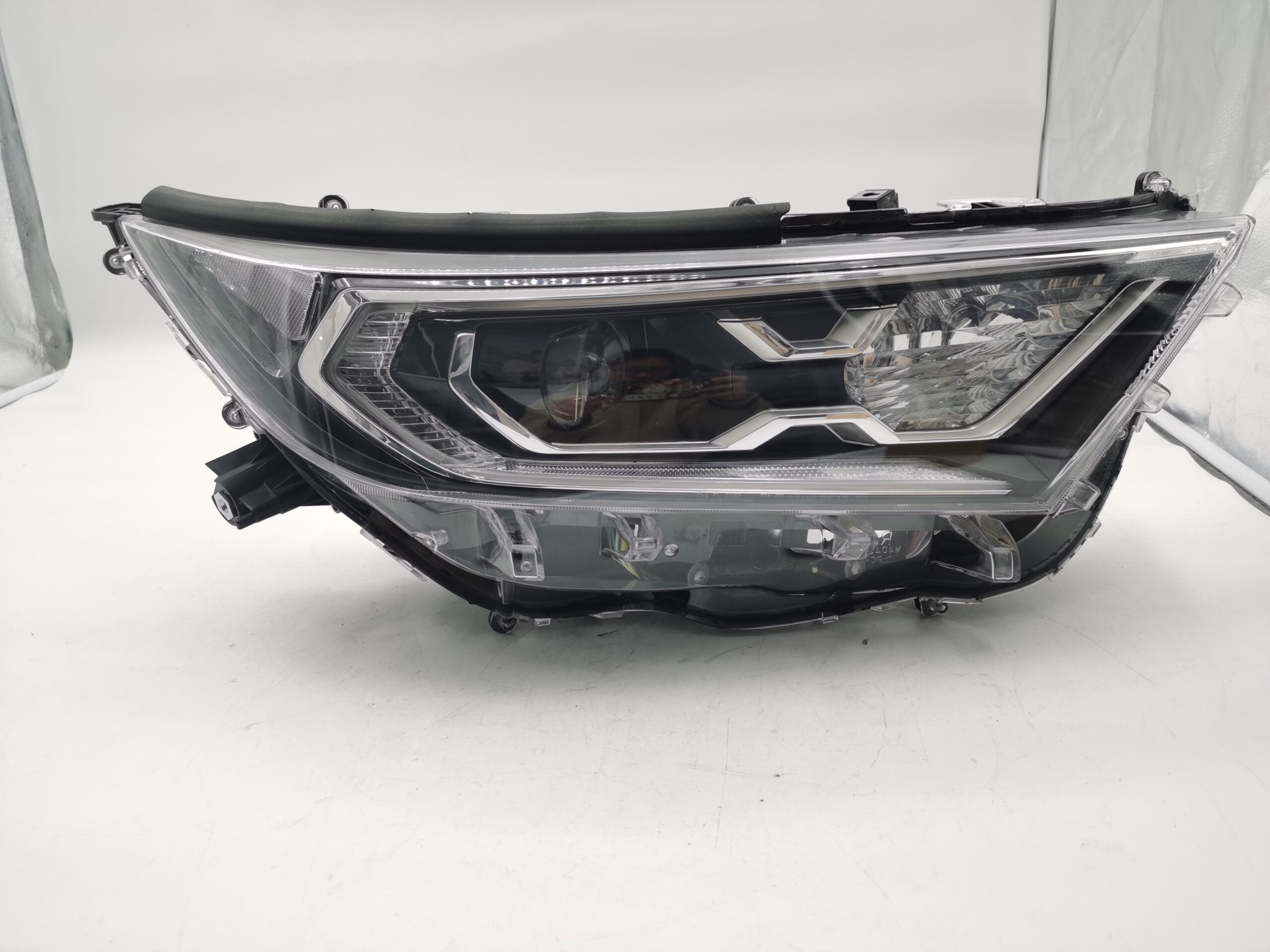 Toyota RAV4 V XA50 2019-2021 LENS LED R.H.S HEADLIGHT ASSEMBLY