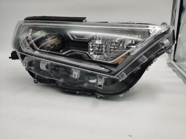 Toyota RAV4 V XA50 2019-2021 LENS LED R.H.S Headlight Assembly