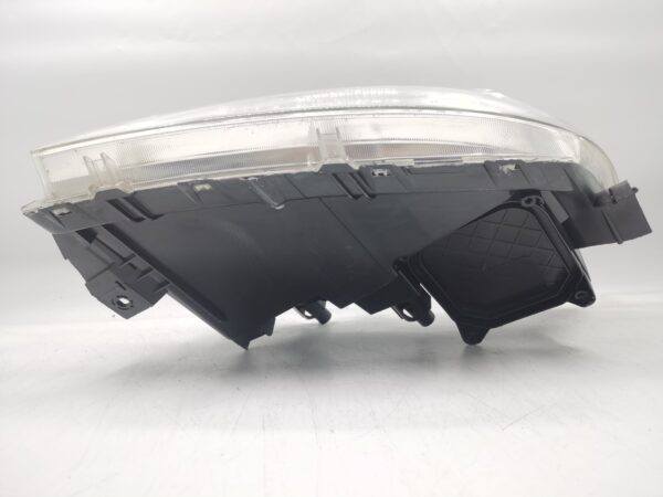 Toyota RAV4 GSA33R 2006-2008 HALOGEN L.H.S HEADLIGHT ASSEMBLY