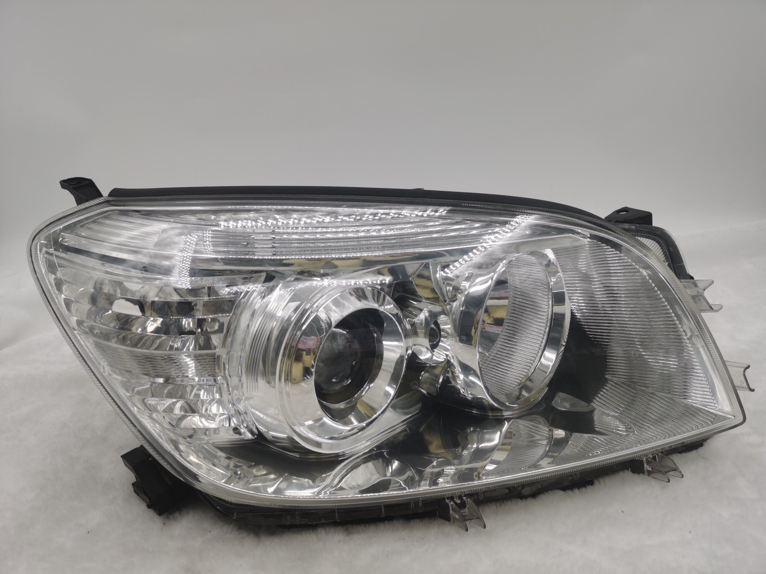 Toyota RAV4 GSA33R 2006-2008 HALOGEN R.H.S HEADLIGHT ASSEMBLY