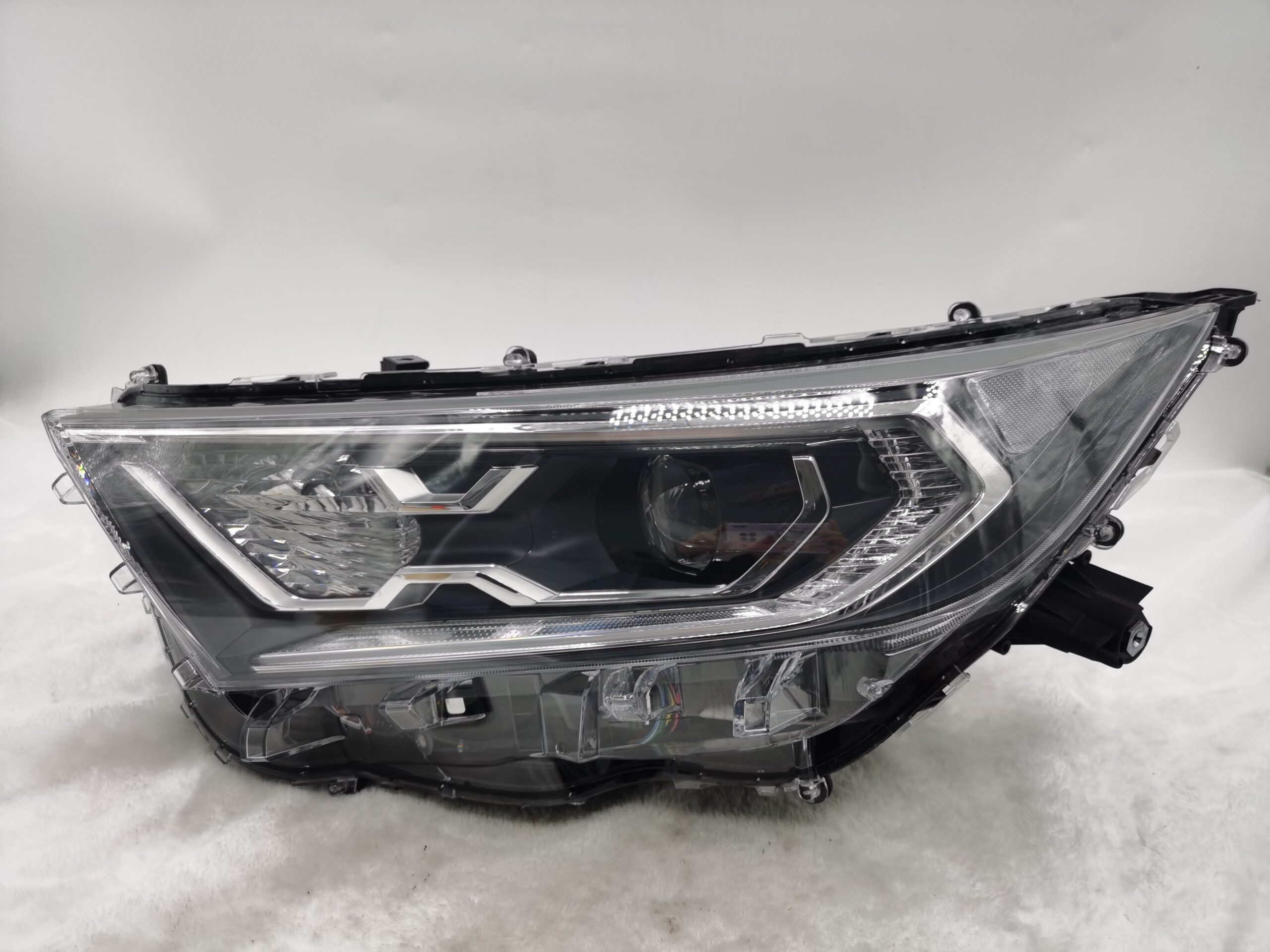 Toyota RAV4 V XA50 2019-2021 LENS LED L.H.S HEADLIGHT ASSEMBLY