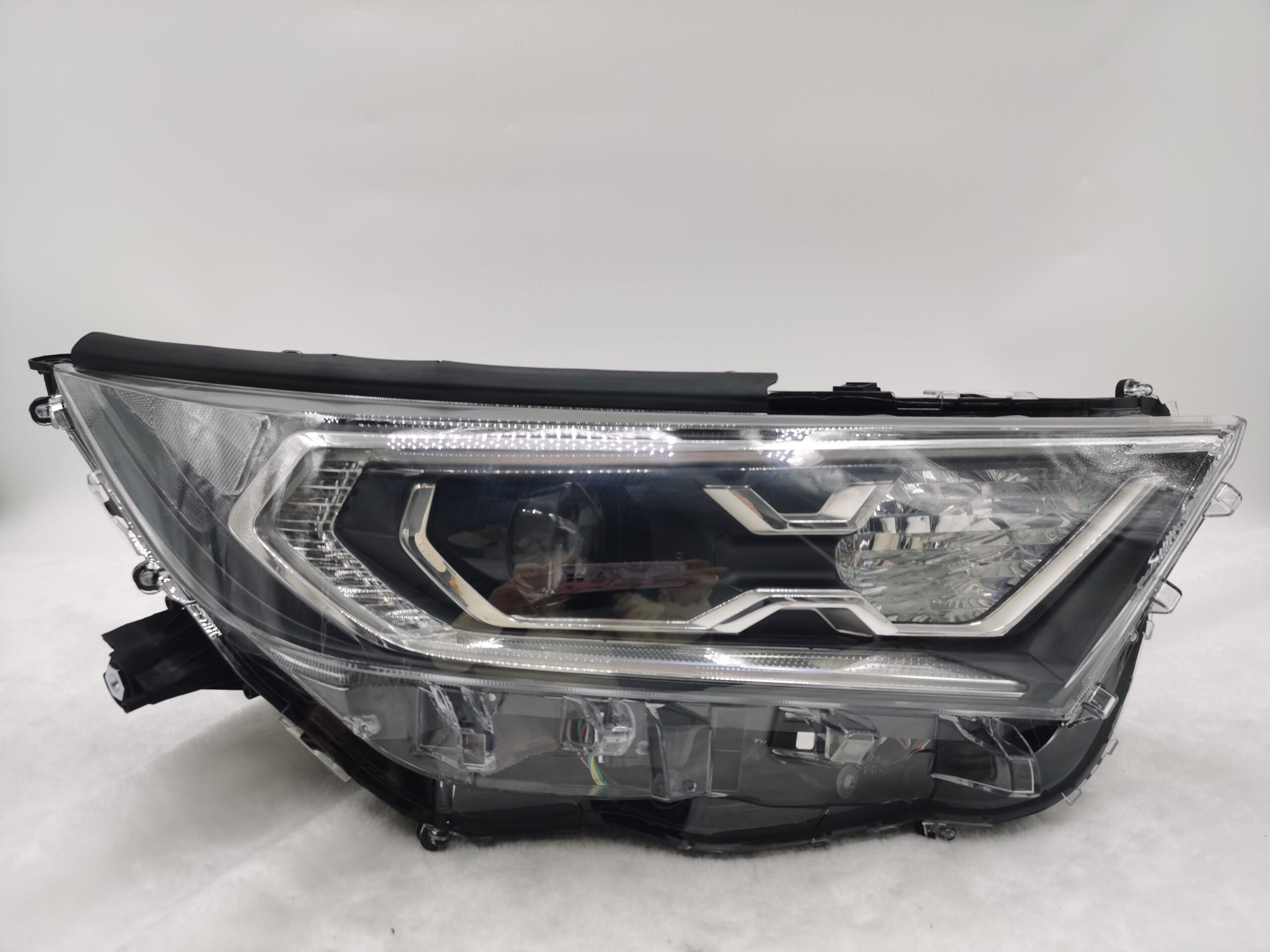 Toyota RAV4 V XA50 2019-2021 LENS LED R.H.S Headlight Assembly