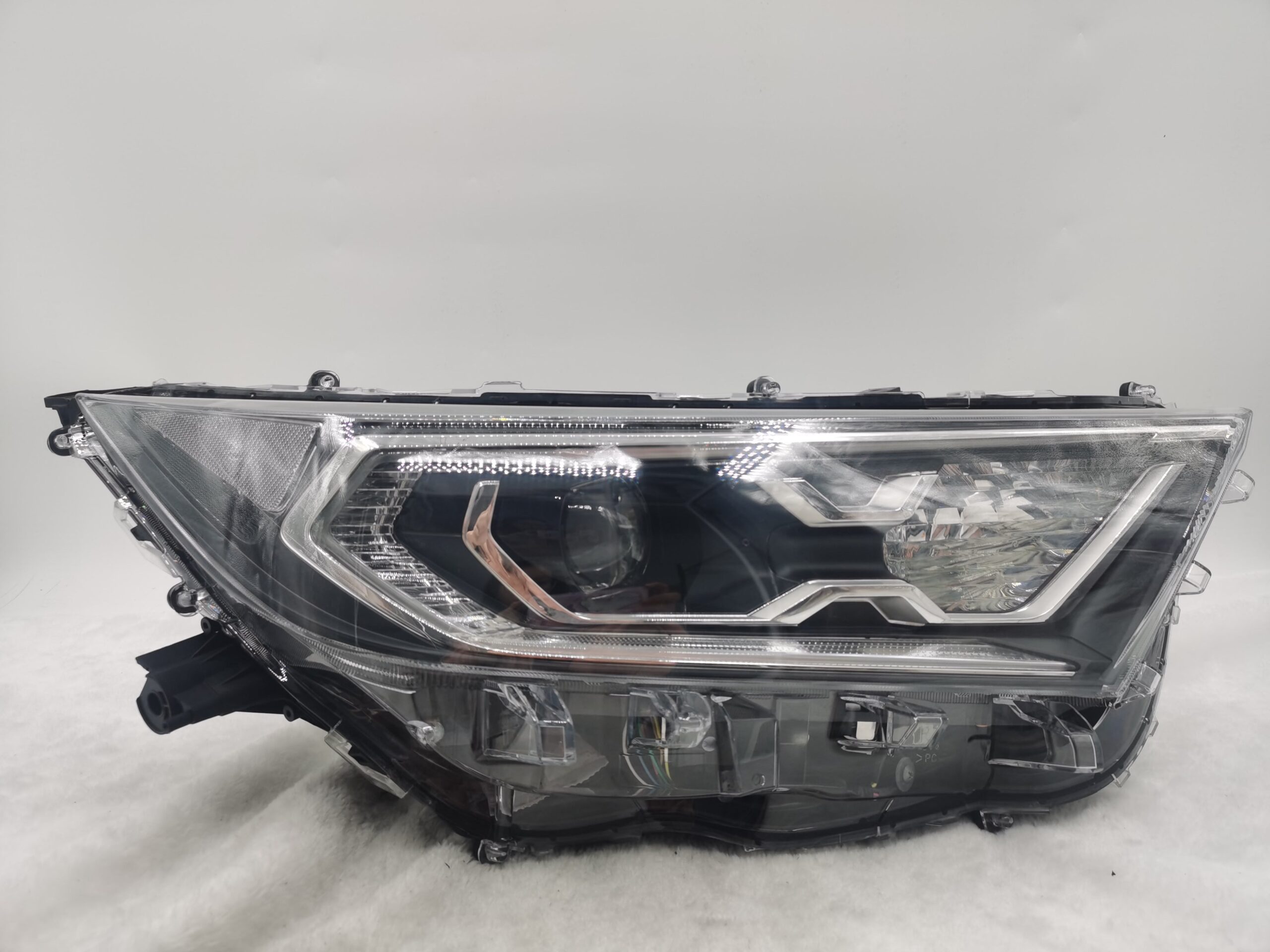 Toyota RAV4 V XA50 2019-2021 LENS LED R.H.S Headlight Assembly