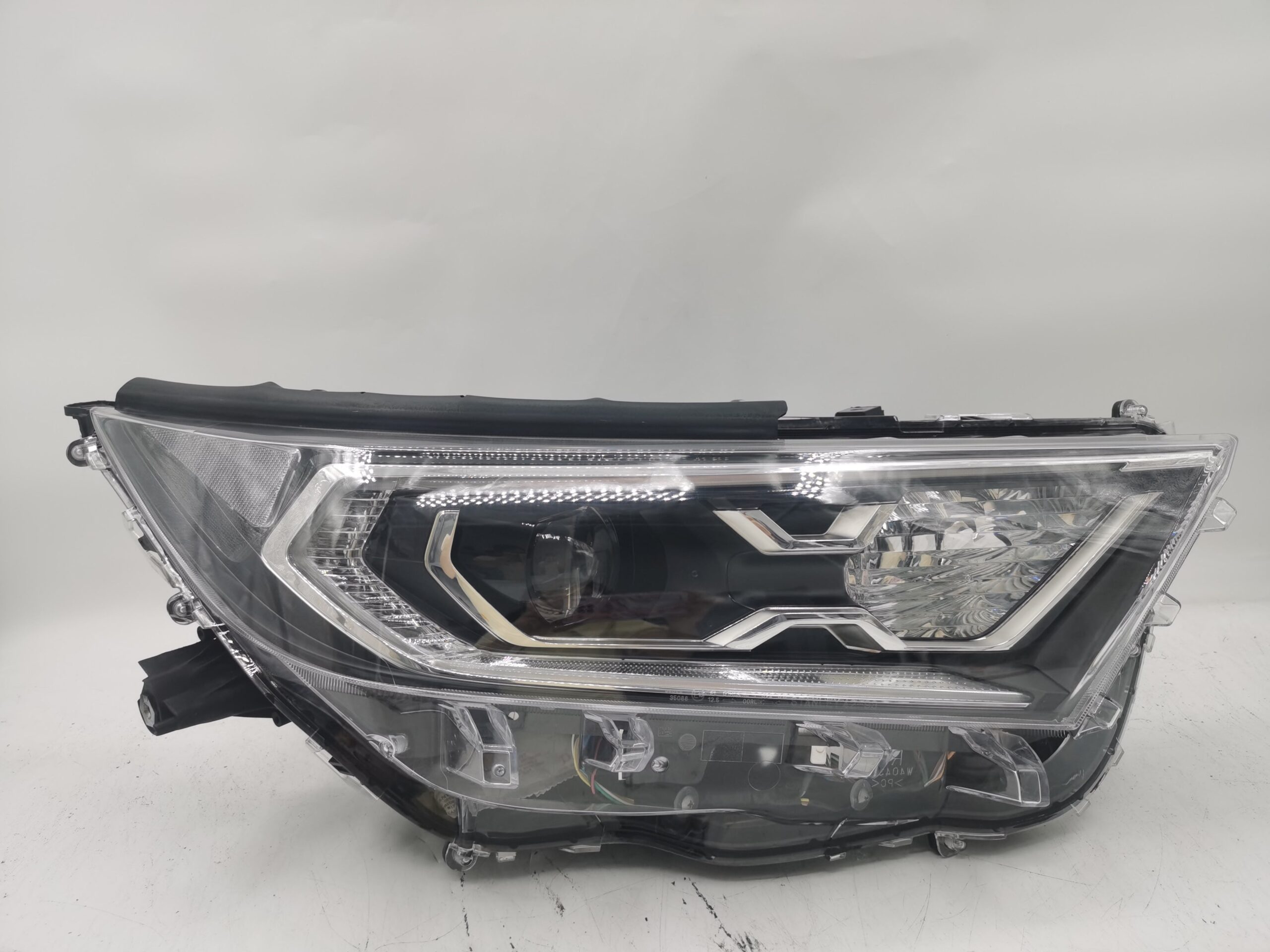 Toyota RAV4 V XA50 2019-2021 LENS LED R.H.S Headlight Assembly