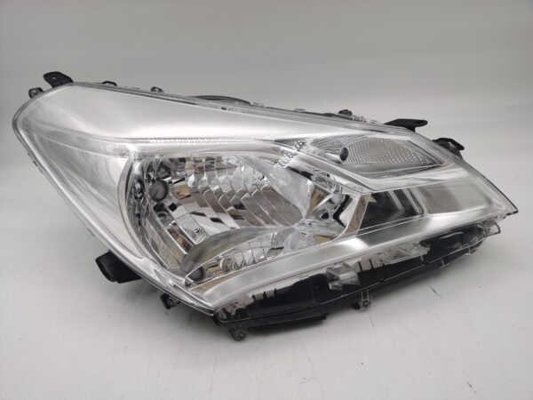 Toyota YARIS/VITZ NSP130 2017-2019 HALOGEN R.H.S HEADLIGHT ASSEMBLY