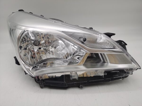 Toyota YARIS/VITZ NSP130 2017-2019 HALOGEN R.H.S HEADLIGHT ASSEMBLY