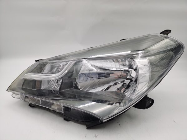 Toyota YARIS NCP130R 2014-2016 HALOGEN L.H.S HEADLIGHT ASSEMBLY