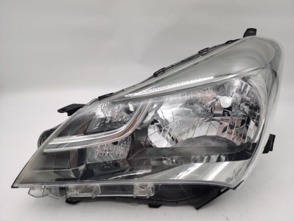 Toyota YARIS NCP130R 2014-2016 HALOGEN L.H.S HEADLIGHT ASSEMBLY