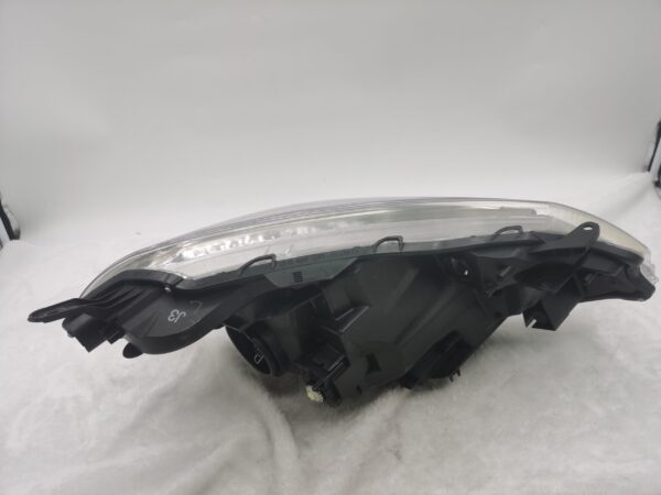 Toyota YARIS NCP130R 2014-2016 HALOGEN L.H.S HEADLIGHT ASSEMBLY