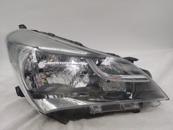 Toyota YARIS NCP130R 2014-2016 HALOGEN R.H.S HEADLIGHT ASSEMBLY