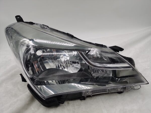 Toyota YARIS NCP130R 2014-2016 HALOGEN R.H.S HEADLIGHT ASSEMBLY