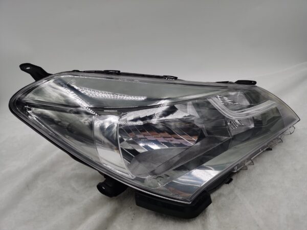 Toyota YARIS NCP130R 2014-2016 HALOGEN R.H.S HEADLIGHT ASSEMBLY