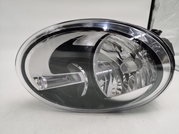 Volkswagen BEETLE 2012-2019 HALOGEN R.H.S HEADLIGHT ASSEMBLY