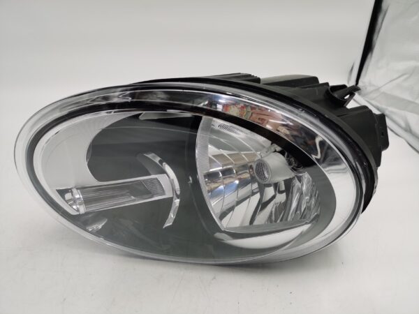 Volkswagen BEETLE 2012-2019 HALOGEN R.H.S HEADLIGHT ASSEMBLY