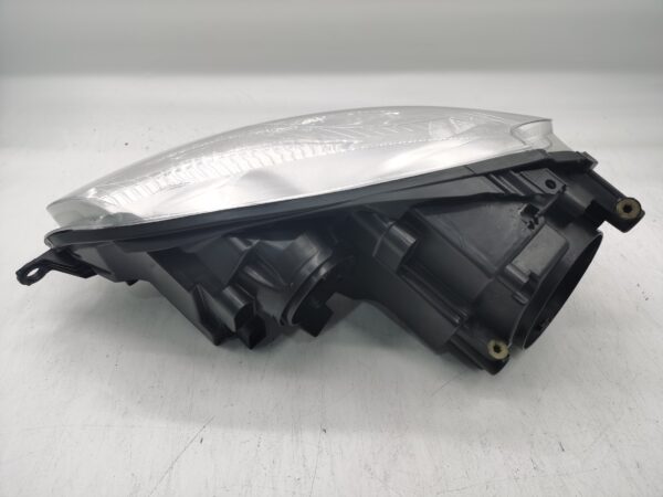 Volkswagen GOLF MK5 2005-2008 HALOGEN R.H.S HEADLIGHT ASSEMBLY