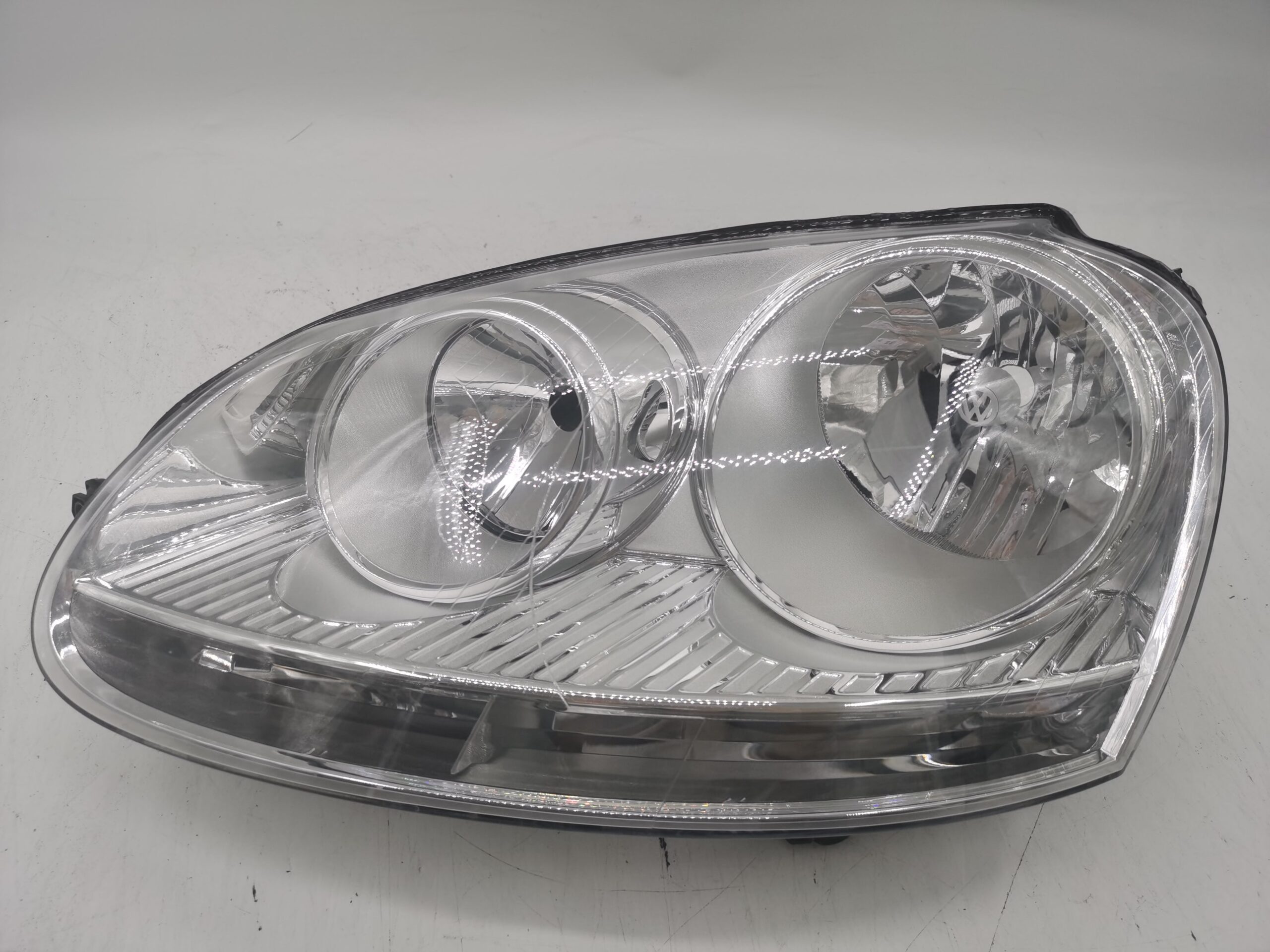 Volkswagen GOLF MK5 2005-2008 HALOGEN L.H.S Headlight Assembly