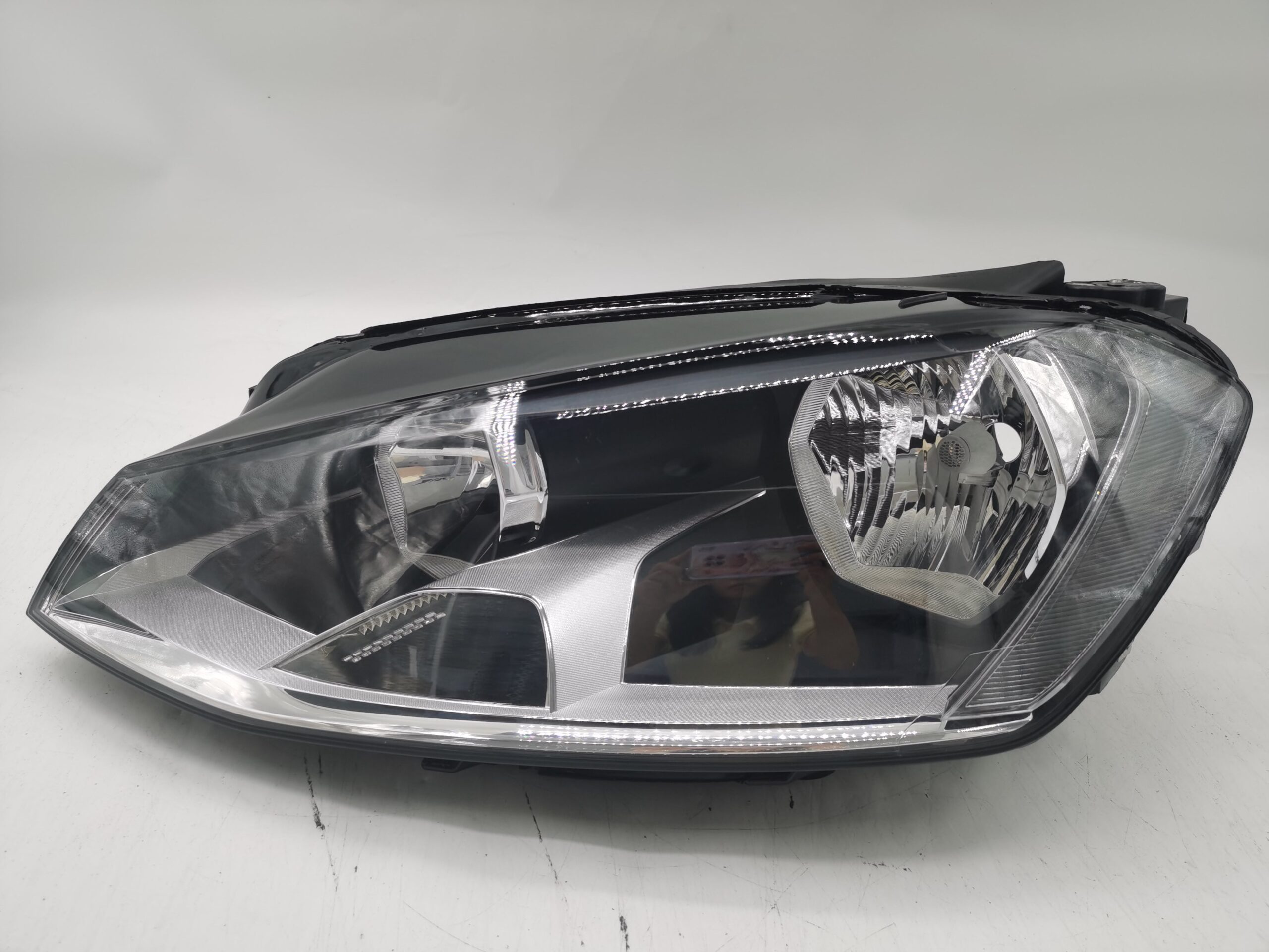 Volkswagen GOLF MK7 2014-2016 HALOGEN L.H.S Headlight Assembly