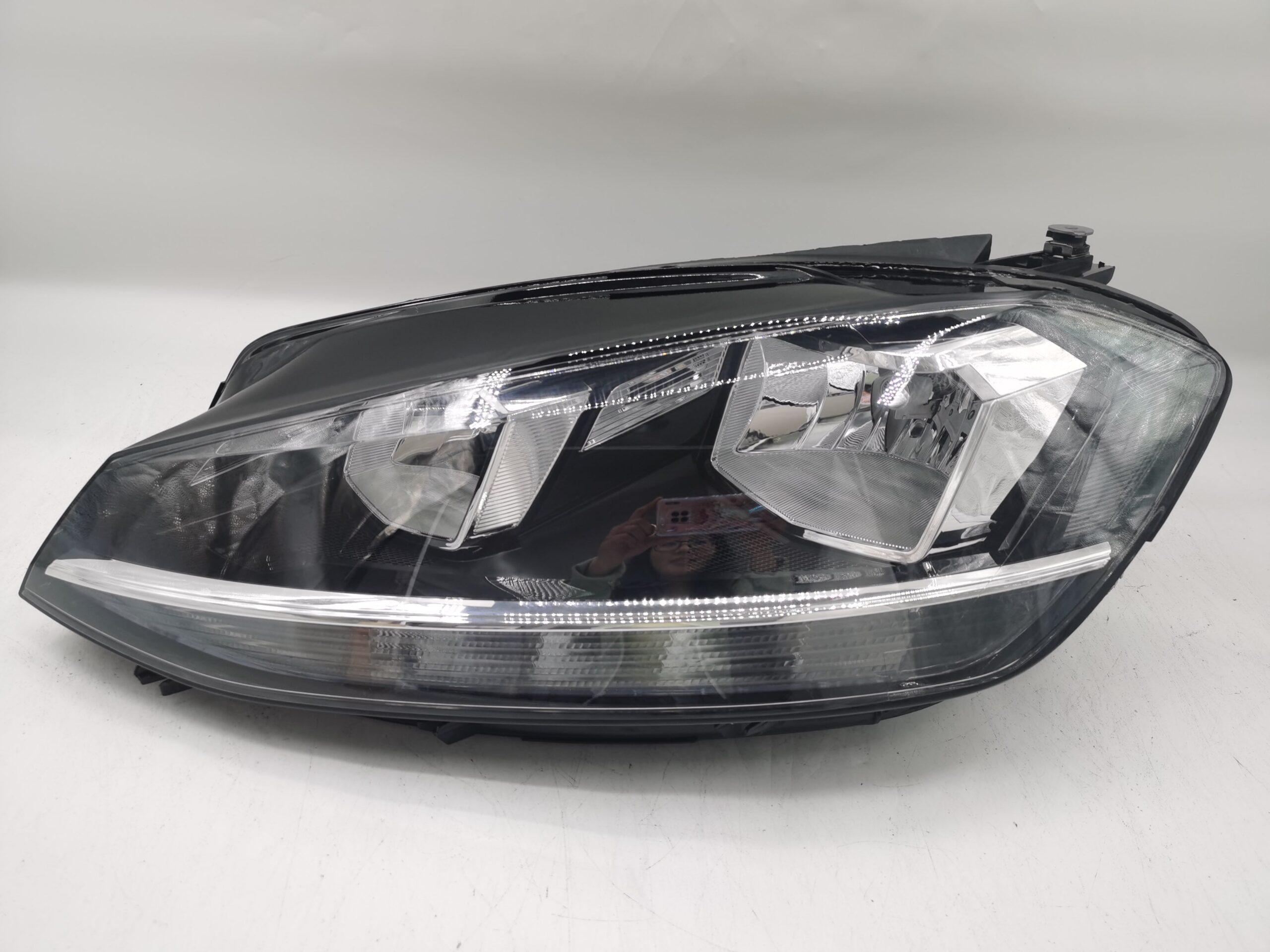 Volkswagen GOLF 2017-2019 HALOGEN  L.H.S HEADLIGHT ASSEMBLY