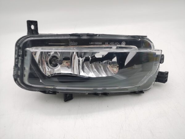 Volkswagen T6 2018-2021 R.H.S FOG LIGHT ASSEMBLY