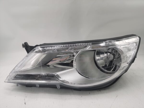 Volkswagen TIGUAN 2007-2011 HALOGEN L.H.S Headlight Assembly