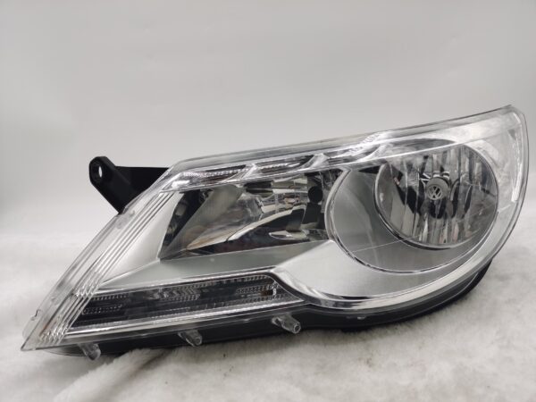 Volkswagen TIGUAN 2007-2011 HALOGEN L.H.S HEADLIGHT ASSEMBLY