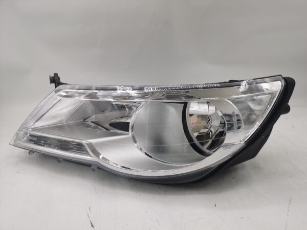 Volkswagen TIGUAN 2007-2011 HALOGEN L.H.S Headlight Assembly