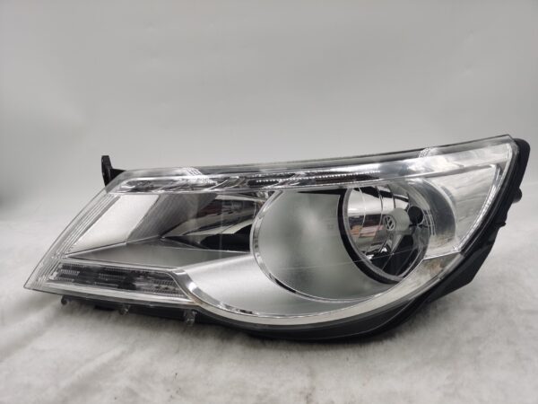 Volkswagen TIGUAN 2007-2011 HALOGEN L.H.S HEADLIGHT ASSEMBLY