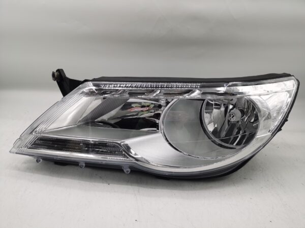 Volkswagen TIGUAN 2007-2011 HALOGEN  L.H.S HEADLIGHT ASSEMBLY