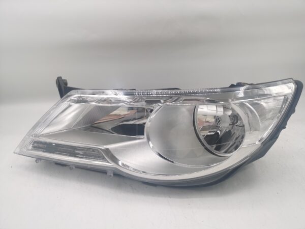 Volkswagen TIGUAN 2007-2011 HALOGEN  L.H.S HEADLIGHT ASSEMBLY