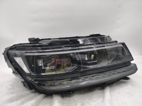 Volkswagen TIGUAN 2017-2020 LED R.H.S HEADLIGHT ASSEMBLY