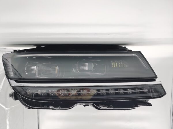 Volkswagen TIGUAN 2017-2021 LED R.H.S HEADLIGHT ASSEMBLY