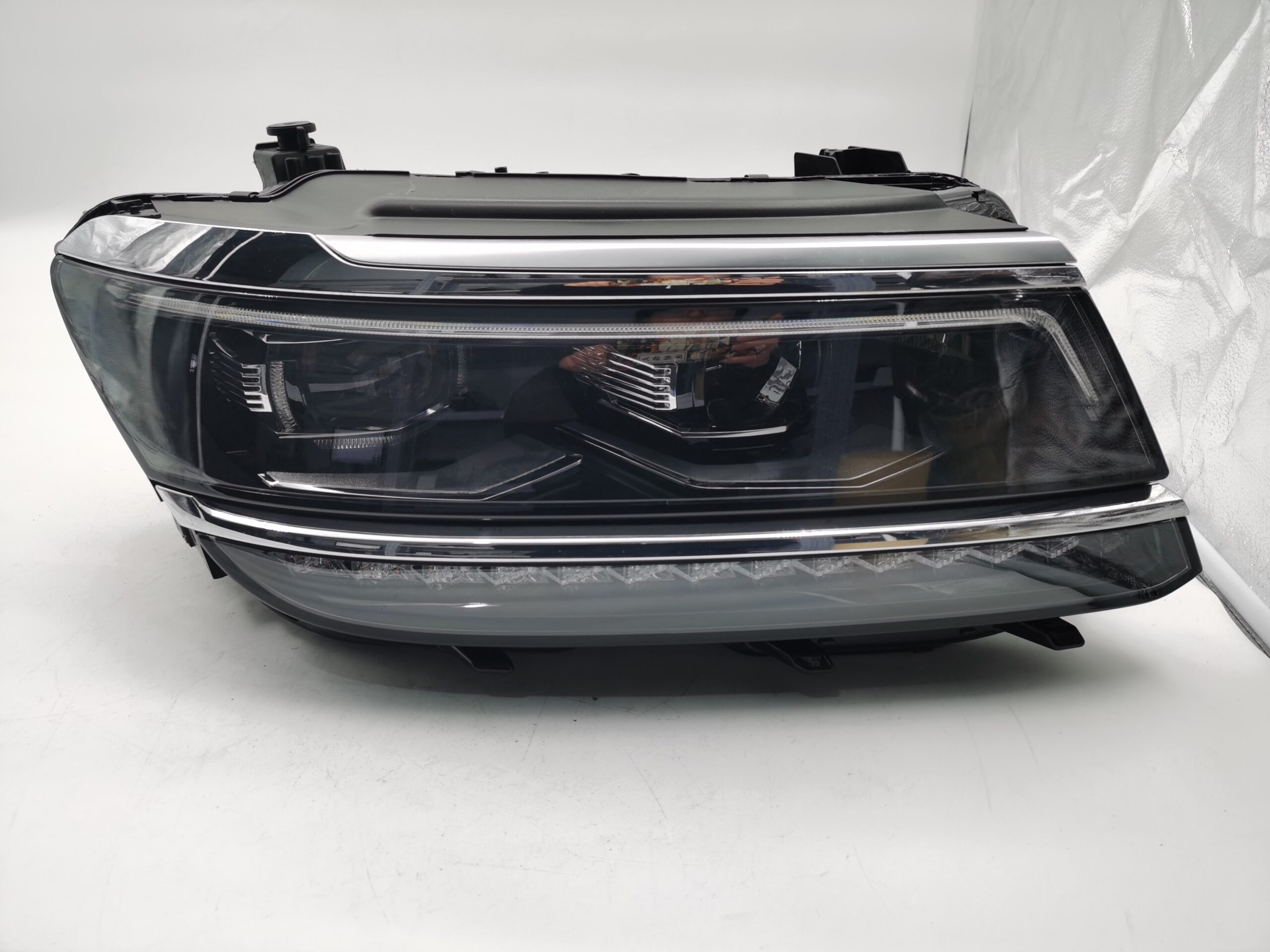 Volkswagen TIGUAN 2017-2021 LED R.H.S HEADLIGHT ASSEMBLY