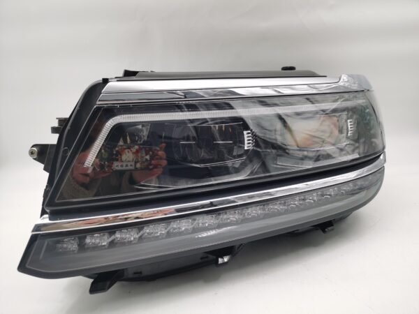 Volkswagen TIGUAN 2017-2021 LED L.H.S HEADLIGHT ASSEMBLY