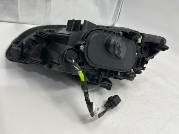 Volvo S60 2014-2017 R.H.S HEADLIGHT ASSEMBLY