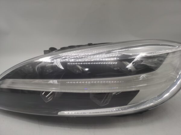 Volvo V40 T3 2016-2019 LED L.H.S Headlight Assembly