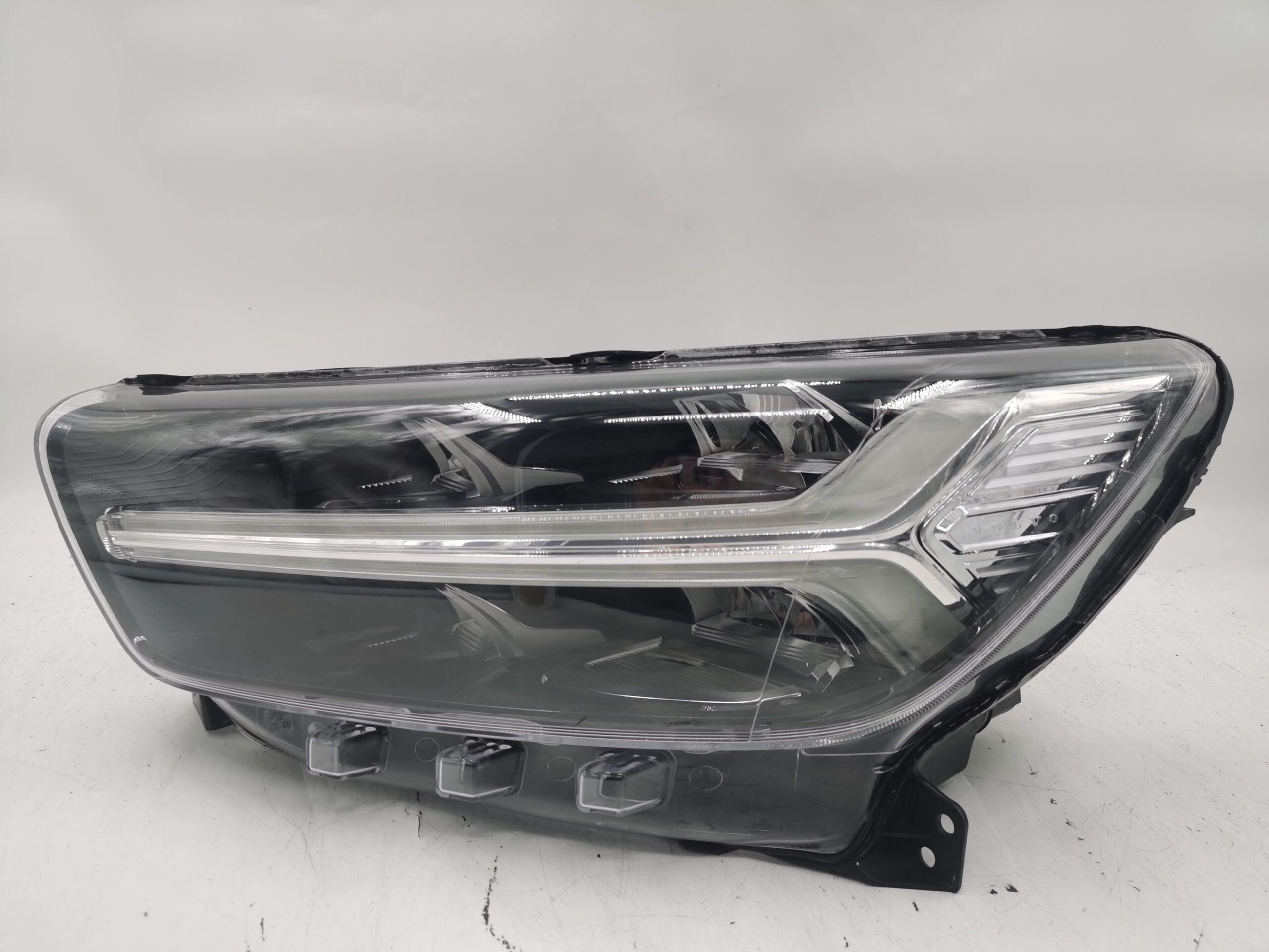 Volvo XC40 2017-2022 LED L.H.S Headlight Assembly - Australia Headlight ...