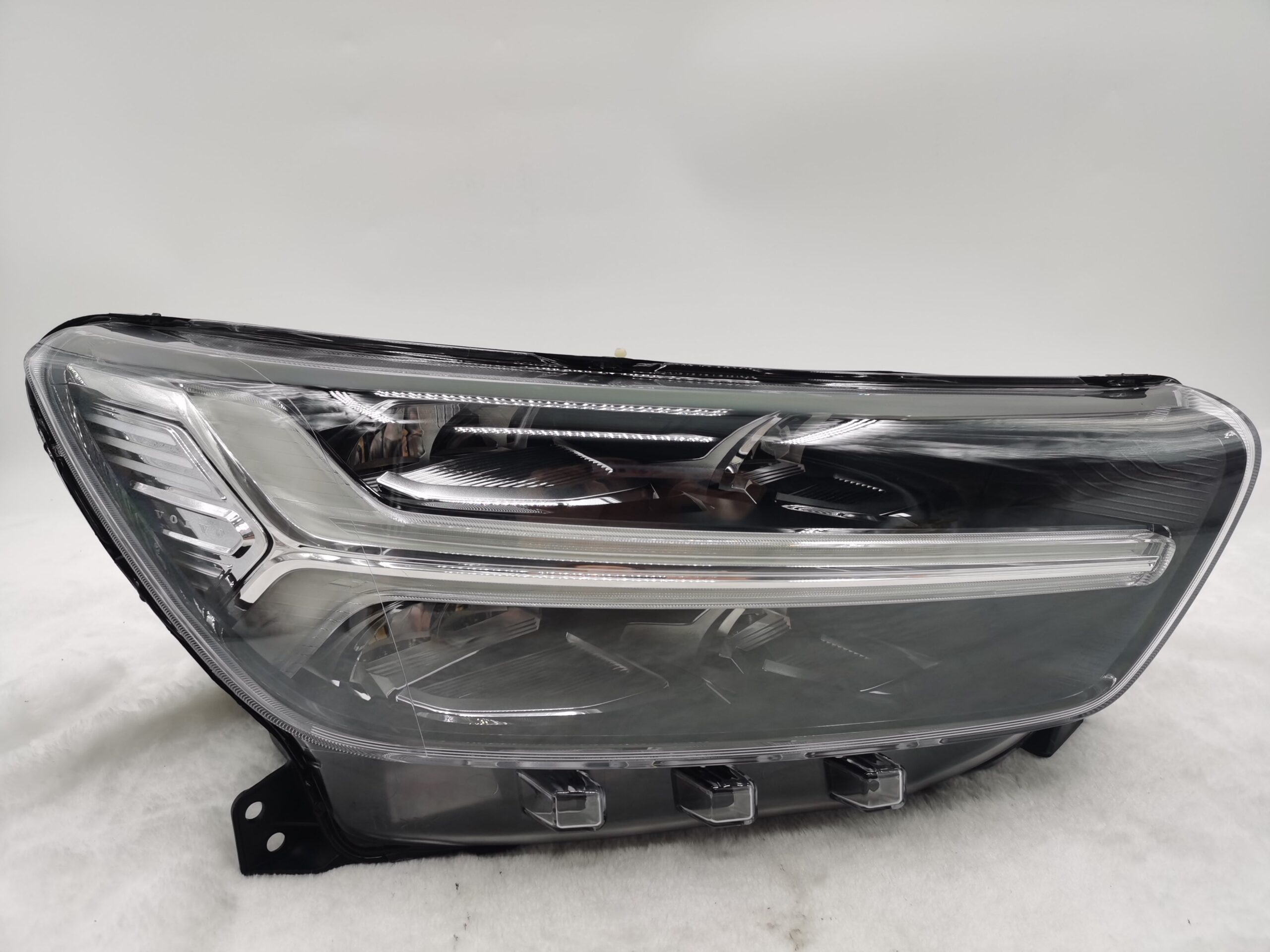 Volvo XC40 2017-2022 LED R.H.S HEADLIGHT ASSEMBLY