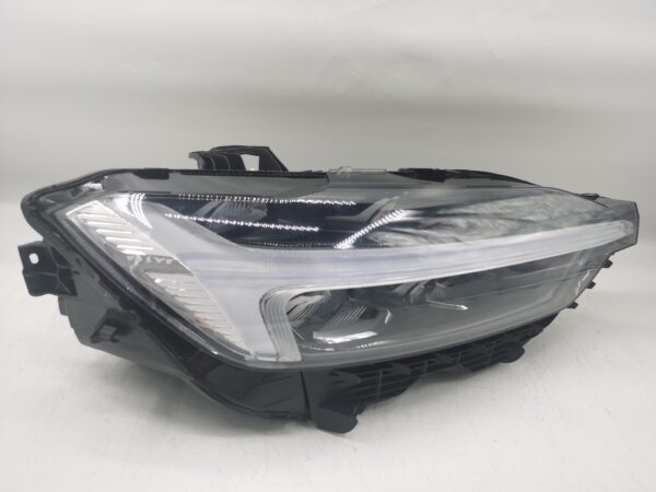 Volvo XC60 D4 2018-2023 LED R.H.S HEADLIGHT ASSEMBLY