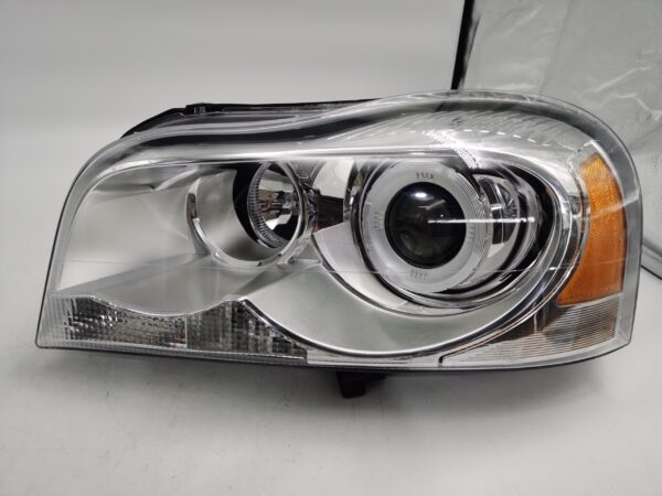 Volvo XC90 2003-2009 L.H.S HEADLIGHT ASSEMBLY