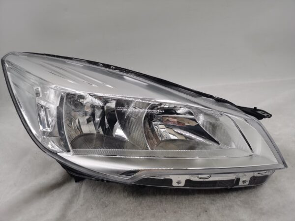 FORD ESCAPE(KUGA) MK2 2013-2016 HALOGEN R.H.S HEADLIGHT ASSEMBLY