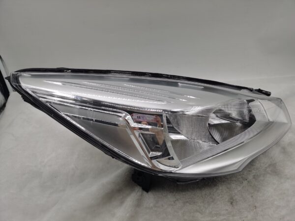 FORD ESCAPE(KUGA) MK2 2013-2016 HALOGEN R.H.S HEADLIGHT ASSEMBLY