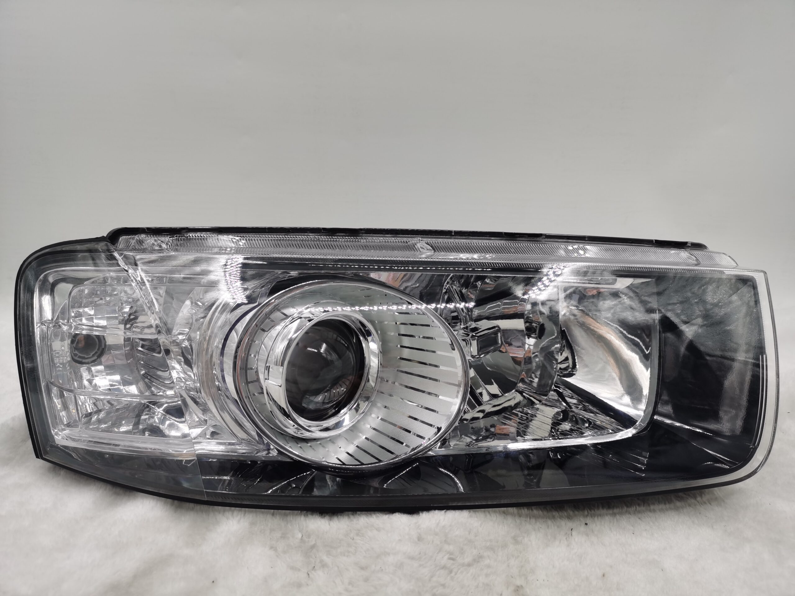 HOLDEN CAPTIVA 7 2011-2015 HALOGEN R.H.S HEADLIGHT ASSEMBLY