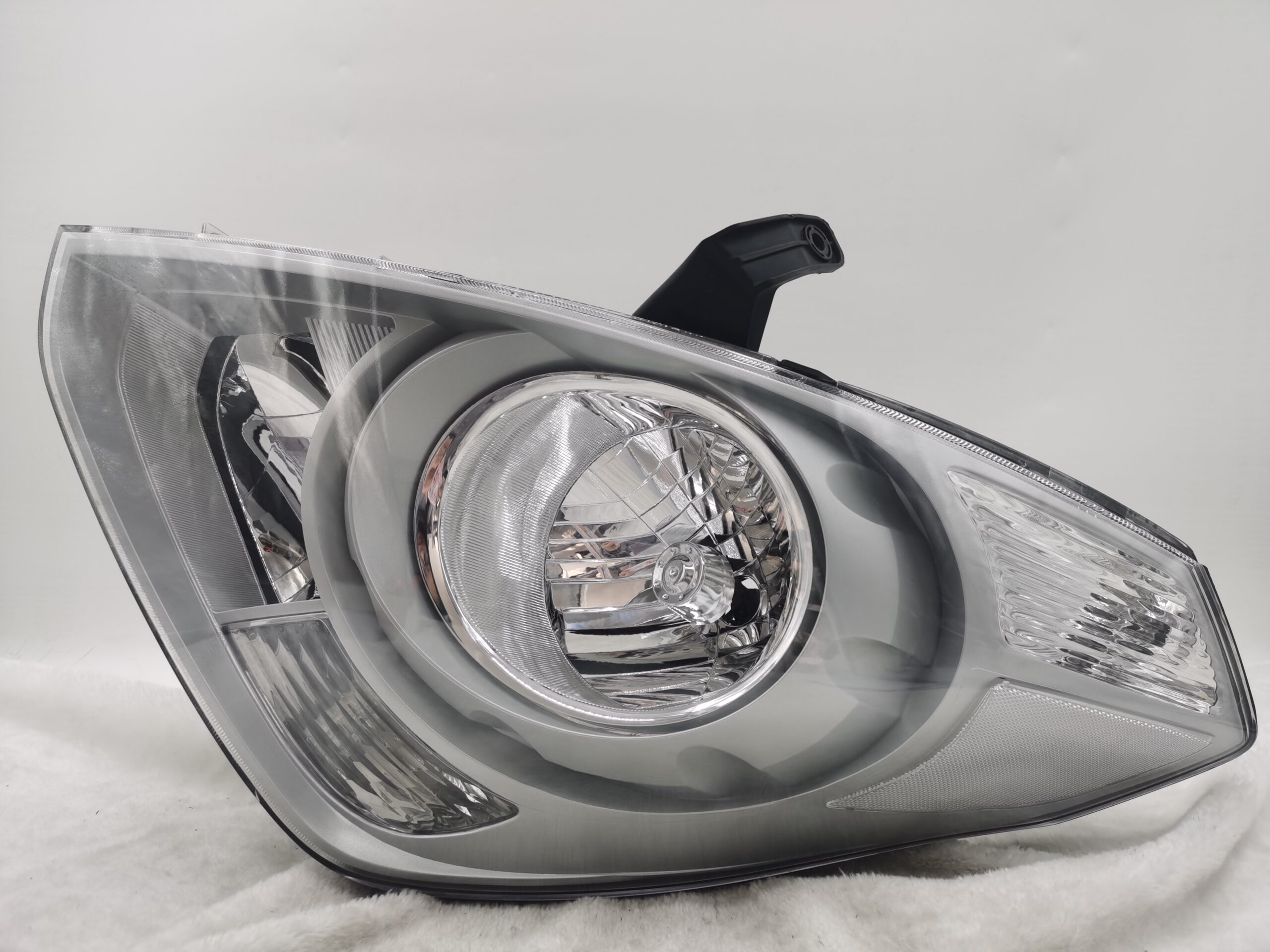 HYUNDAI IMAX TQ-W 2007-2017 HALOGEN L.H.S HEADLIGHT ASSEMBLY