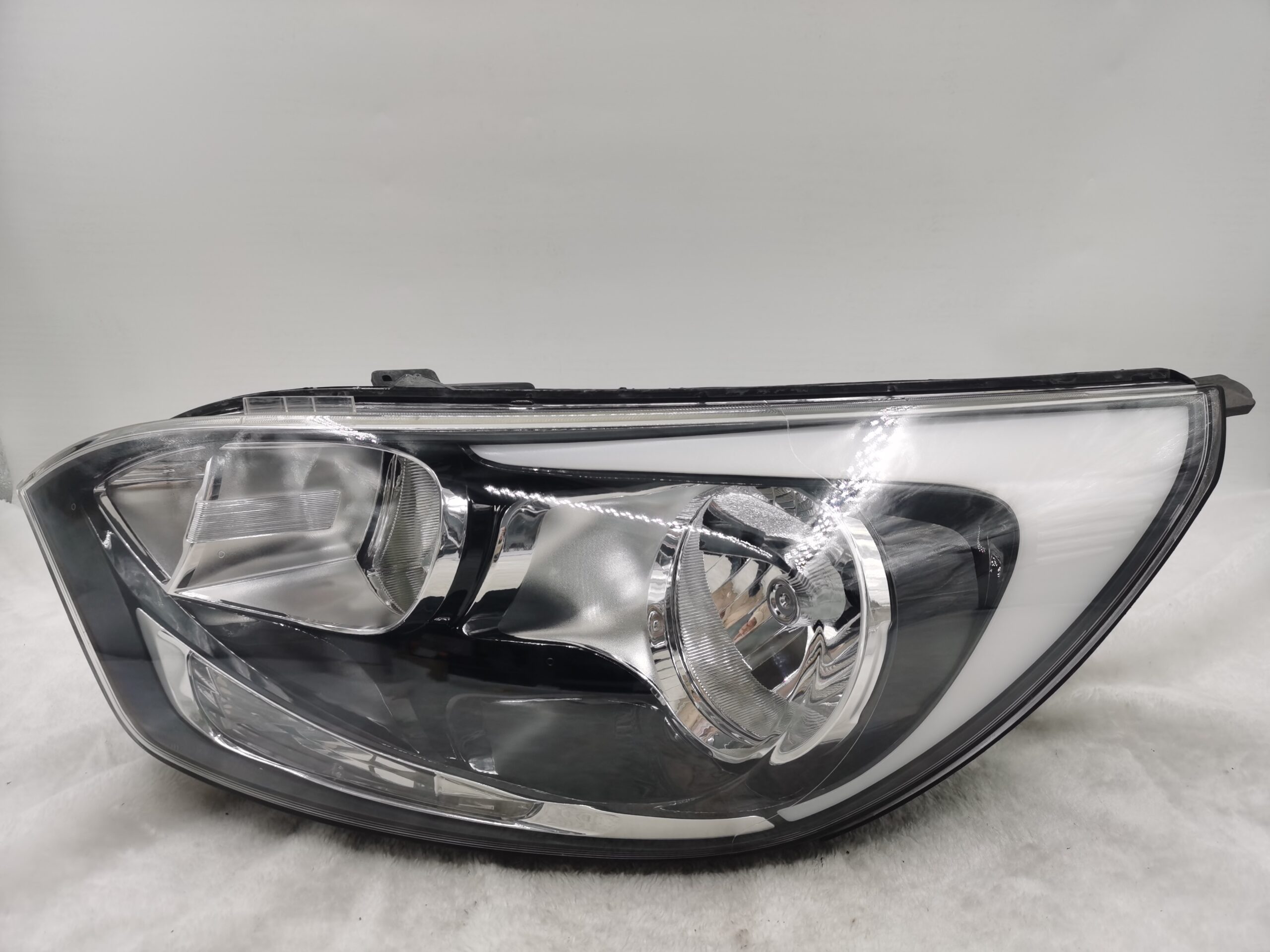 KIA RIO 2012-2017 HALOGEN L.H.S HEADLIGHT ASSEMBLY