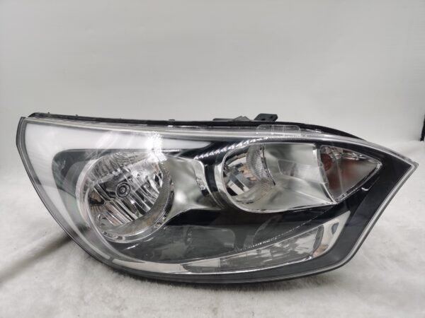 KIA RIO 2012-2017 HALOGEN R.H.S HEADLIGHT ASSEMBLY